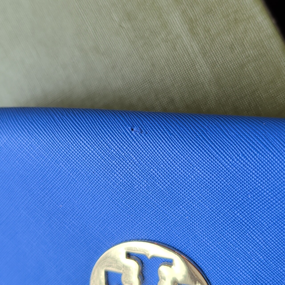 Tory Burch Blue Wallet - Picture 7 of 8